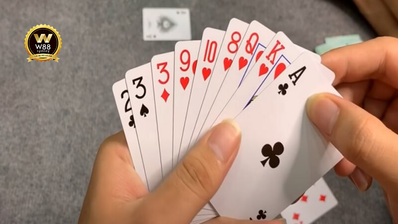 cách đọc bài đối thủ trong phỏm